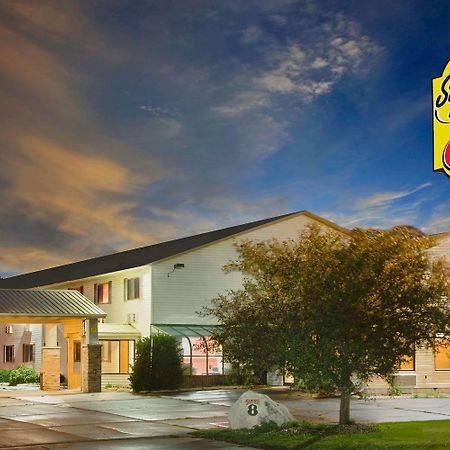 Super 8 By Wyndham Iowa Falls Экстерьер фото