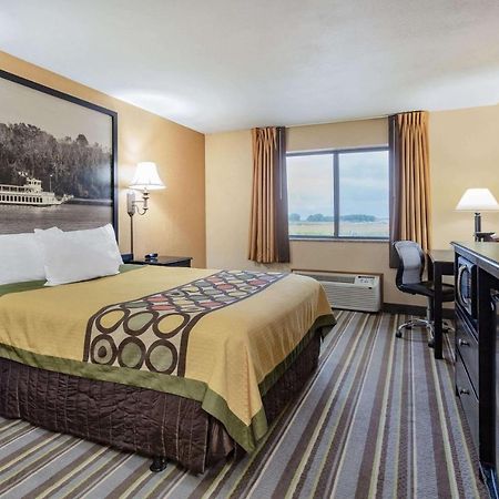 Super 8 By Wyndham Iowa Falls Экстерьер фото